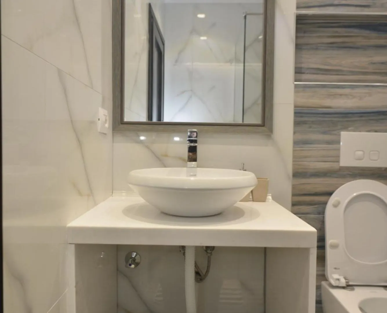 Tirana Accomodation Premium